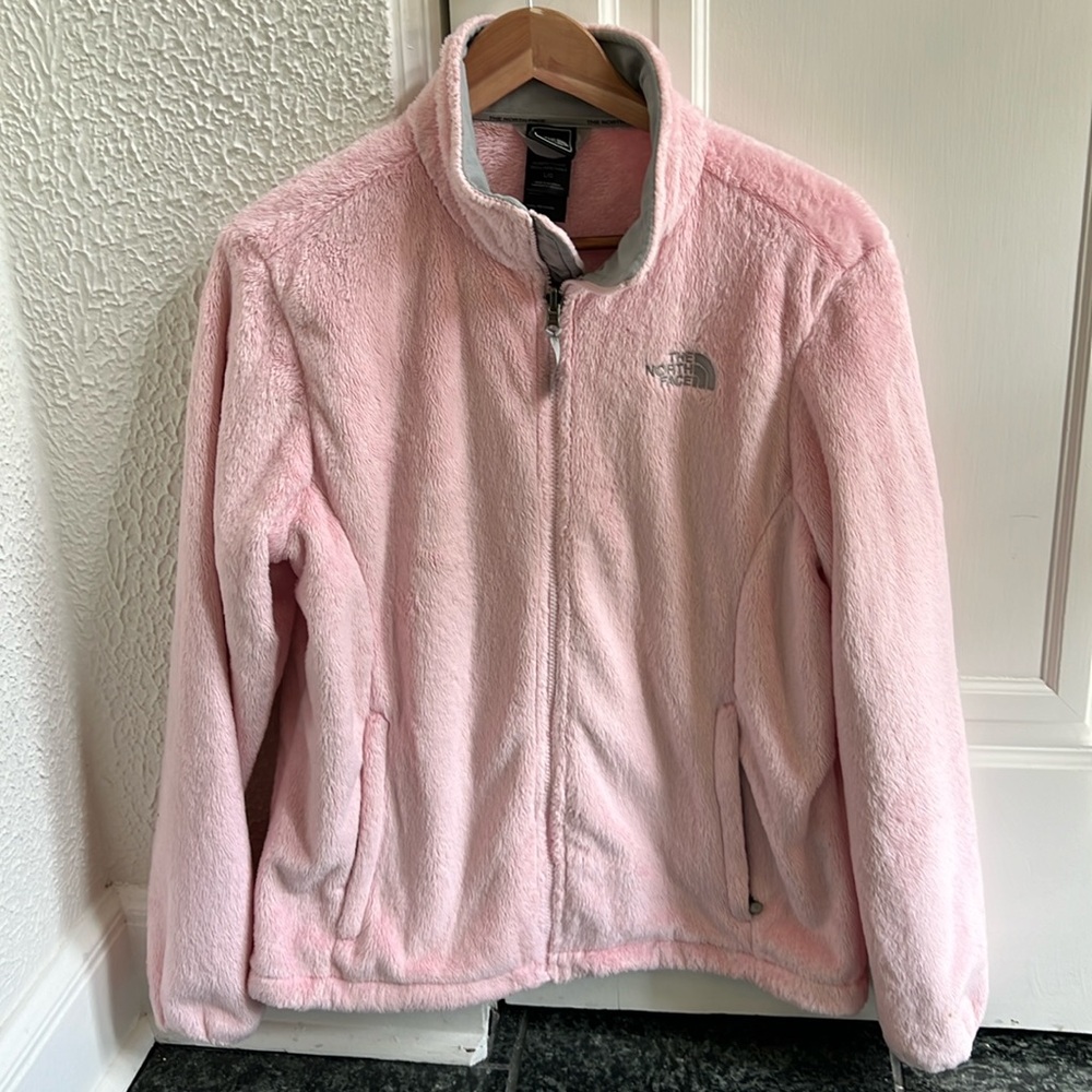 Light pink fleece womens North Face jacket in great condition